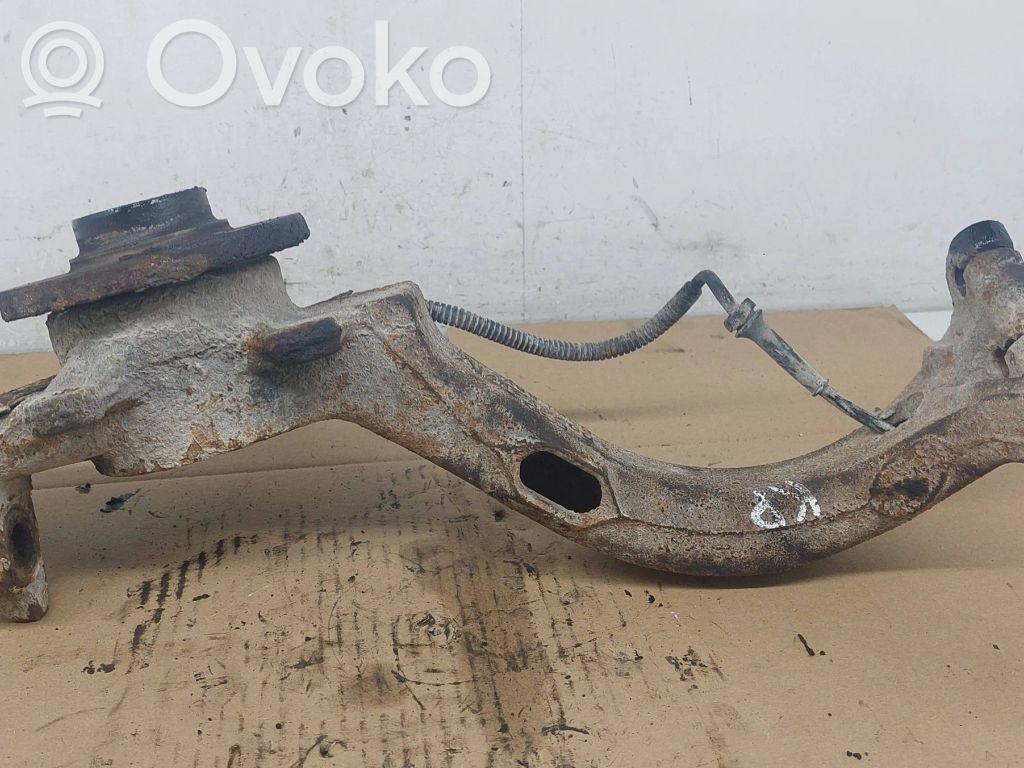Audi A4 S4 B5 8D Etupyörän navan laakerikokoonpano 