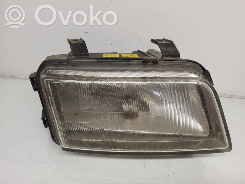 Audi A4 S4 B5 8D Headlight/headlamp 