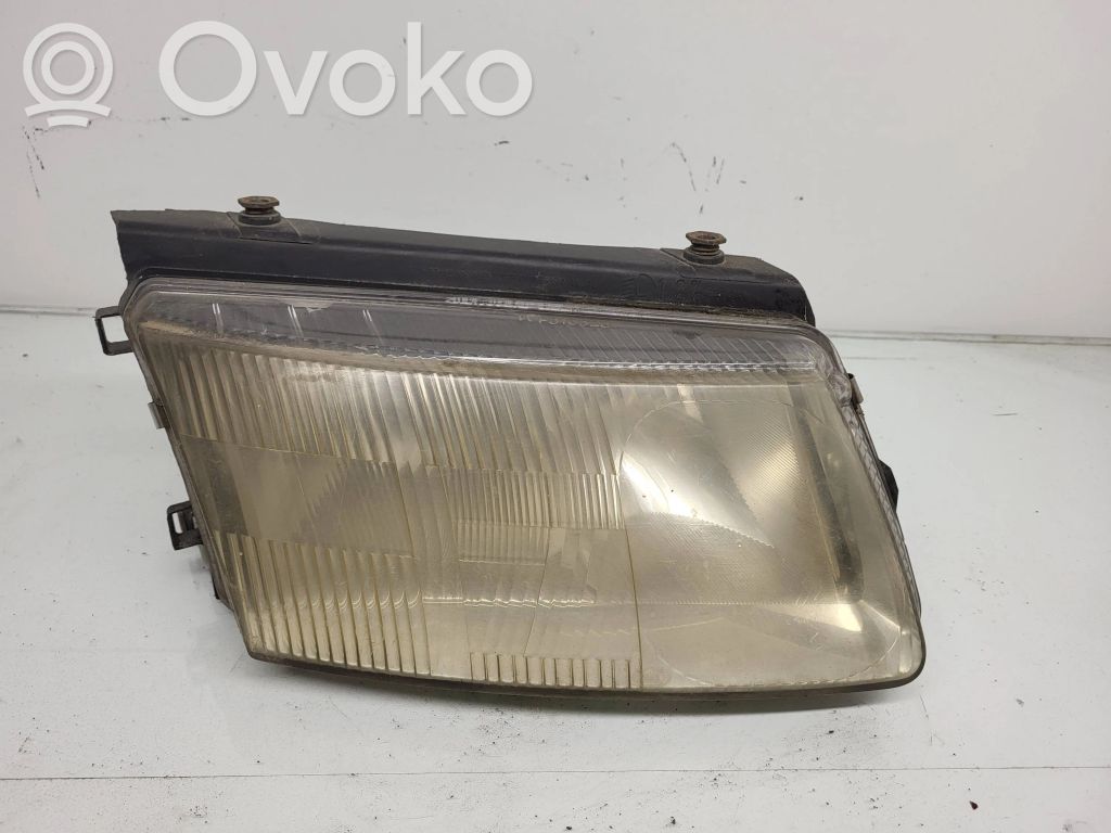 Volkswagen PASSAT B5 Faro/fanale 