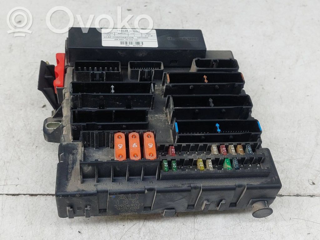 Opel Signum Fuse module 