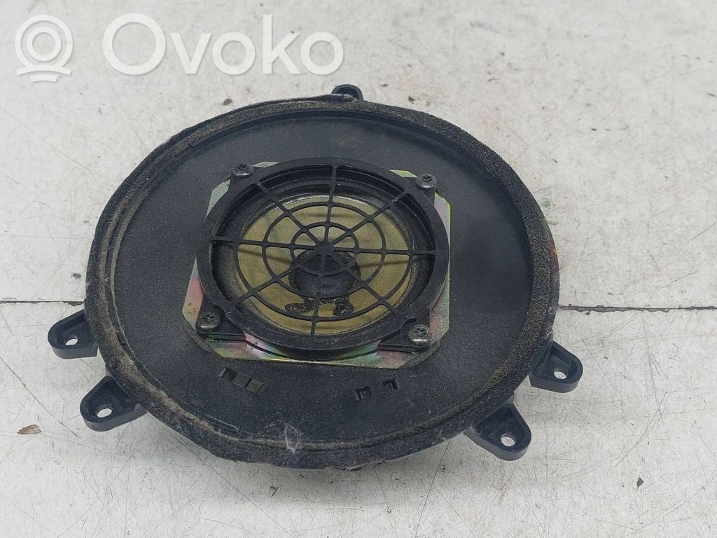 Audi A3 S3 8L Głośnik drzwi tylnych 