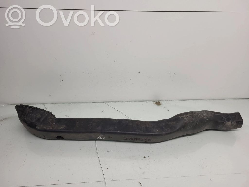 BMW 5 E39 Air intake hose/pipe 