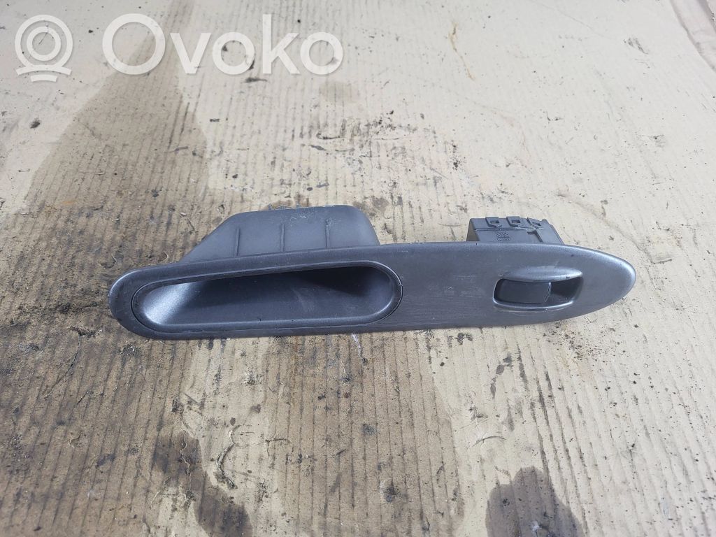 KIA Joice Electric window control switch 