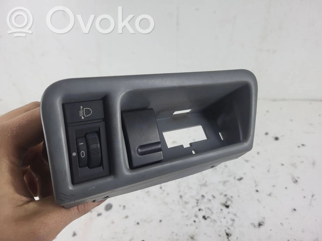 Peugeot 406 Headlight level height control switch 