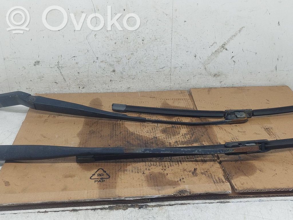 Opel Meriva A Wischerarm vorne 