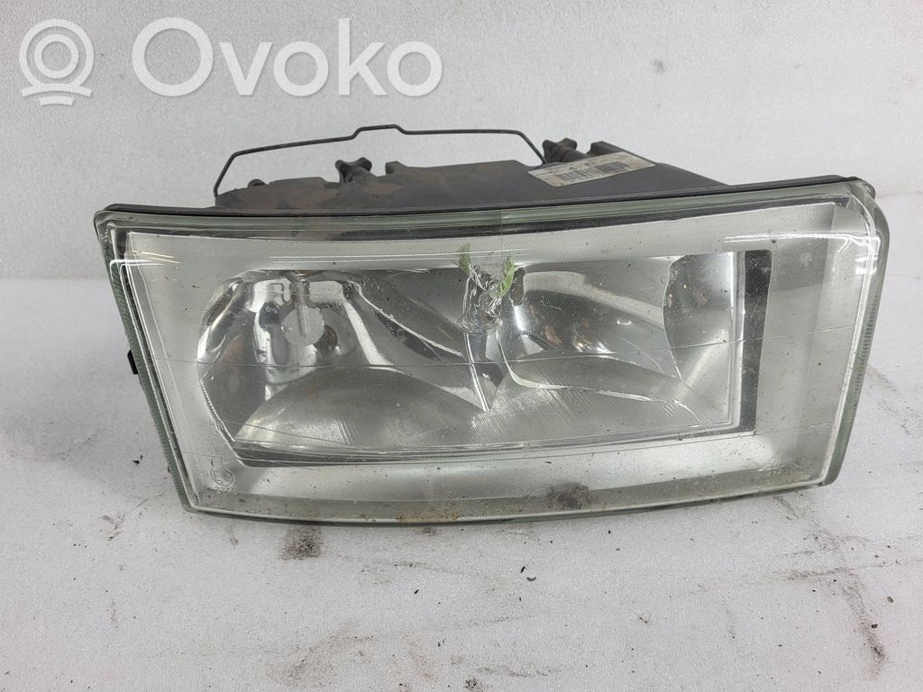 Iveco Daily 3rd gen Headlight/headlamp 