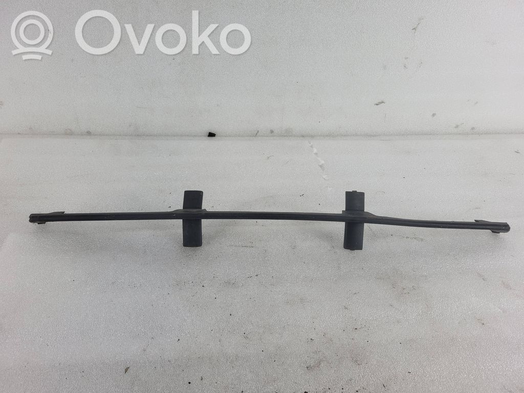 BMW 7 E65 E66 Front bumper lower grill 