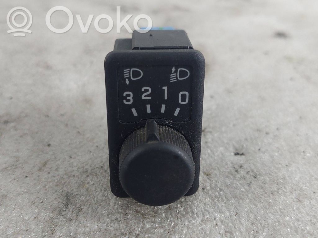 Nissan Primera Headlight level height control switch 
