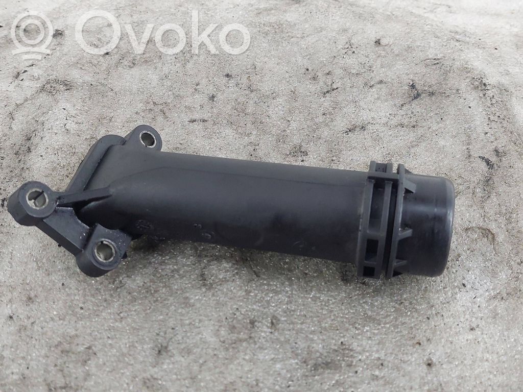 BMW 5 F10 F11 Engine coolant pipe/hose 