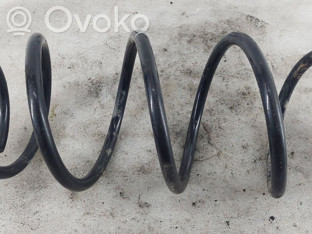 BMW 7 E65 E66 Front coil spring 
