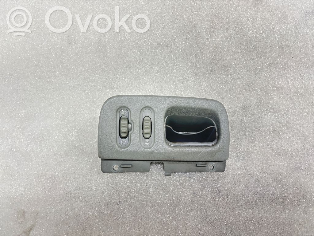 Renault Megane I Headlight level height control switch 
