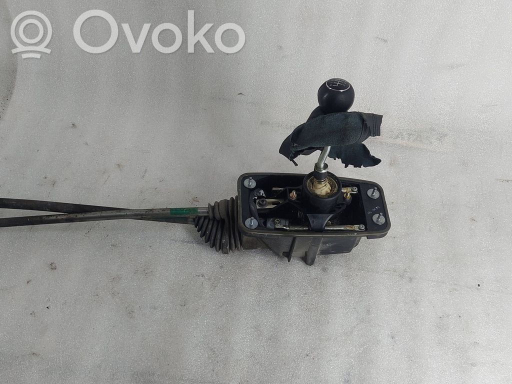 Lewarek zmiany biegów / górny   4F0711167,8F0711290,0210085A,8E0711025