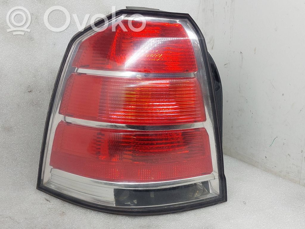 Opel Zafira B Lampa tylna 