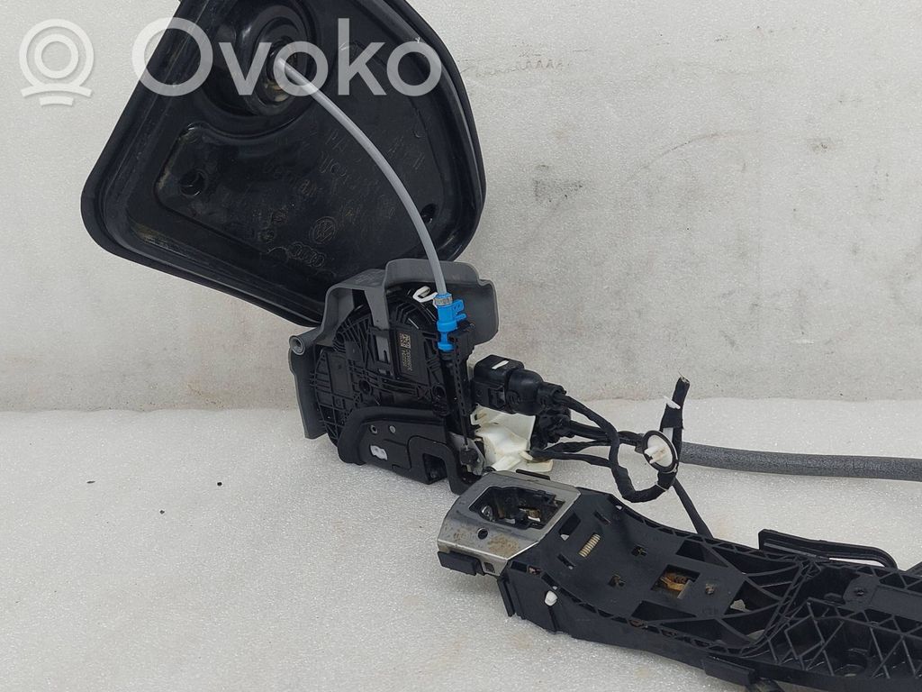 Etuoven lukko   8X1837015E,3N0837017D,8V0837885,3059983C,8V4837915B