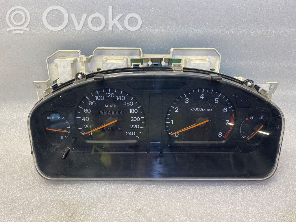 Mitsubishi Galant Speedometer (instrument cluster) 