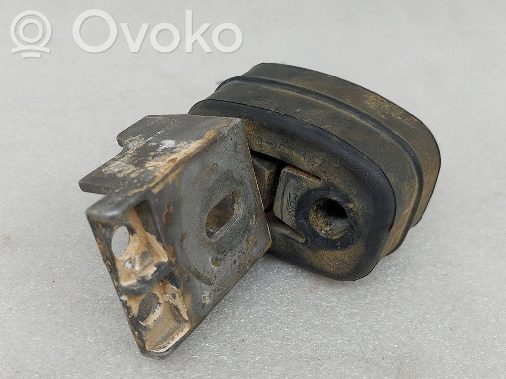 Audi A3 8Y Mocowanie / Uchwyt tłumika 