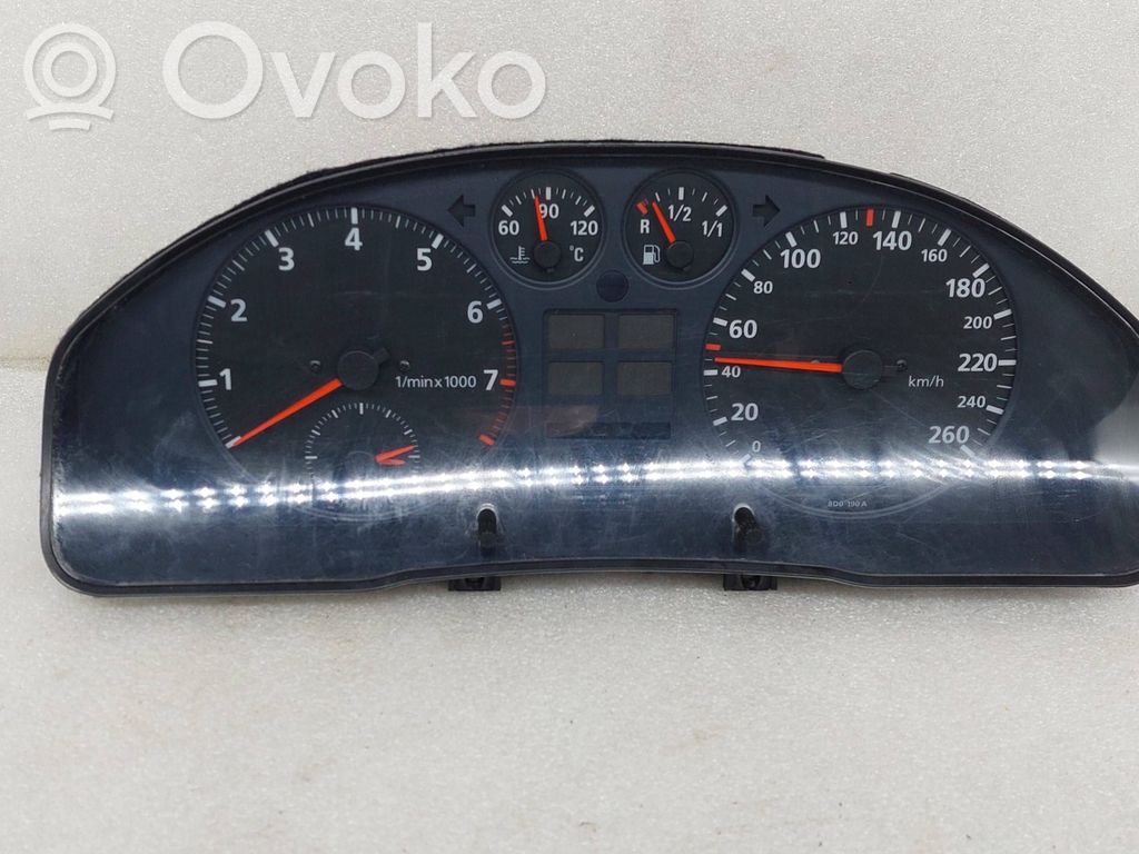 Audi A4 S4 B5 8D Speedometer (instrument cluster) 