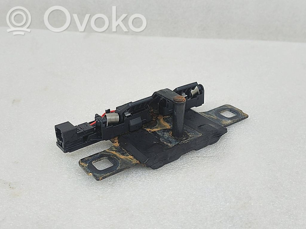Audi Q5 SQ5 FY Trunk lock loop 