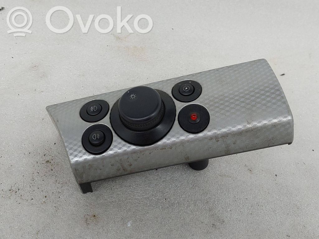 Opel Astra H Light switch 