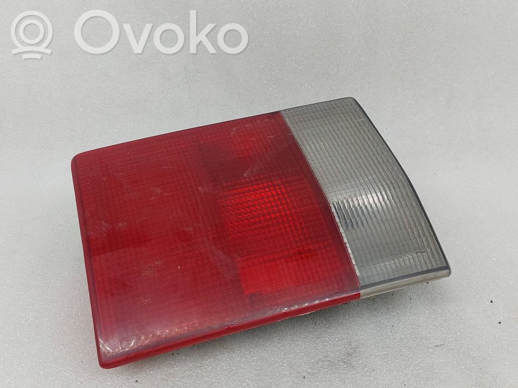 Audi 80 90 S2 B4 Takaluukun takavalot 