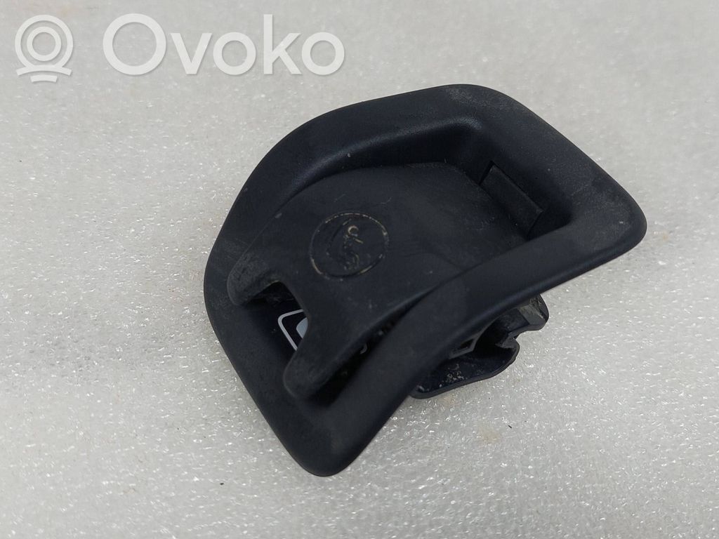 Audi Q8 Cubierta ISOFIX 