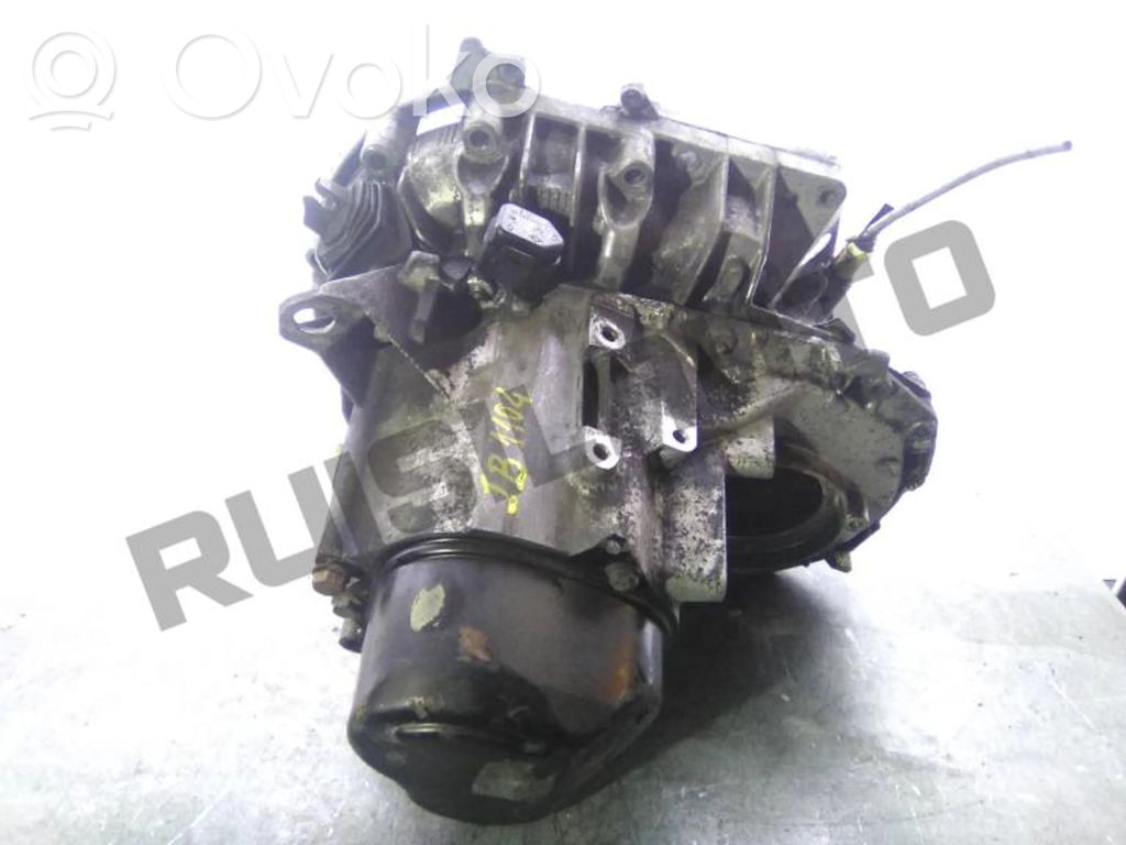 Renault Clio I Manual 5 speed gearbox 