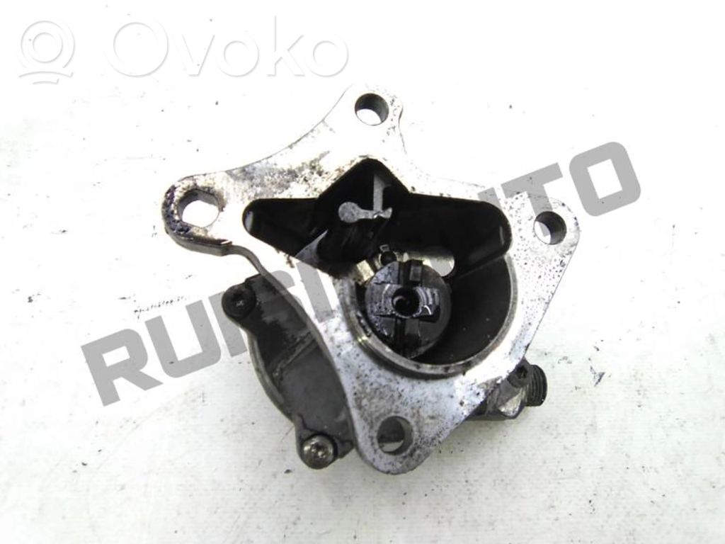 Renault Megane I Vacuum pump 