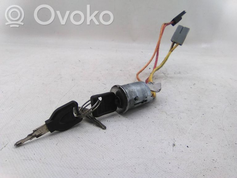 Ignition lock   NAOVISIVEL