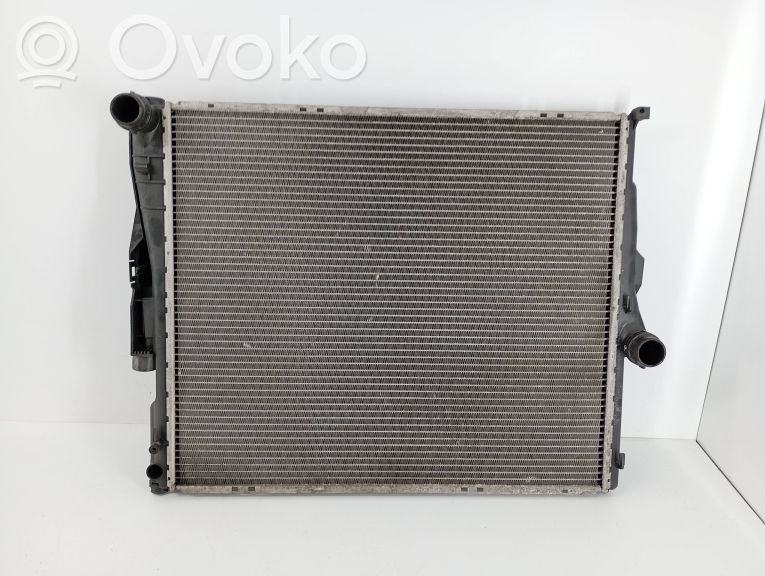 Coolant radiator   NAOVISIVEL