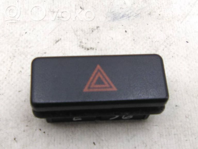 BMW 3 E36 Botón interruptor de luz de peligro 
