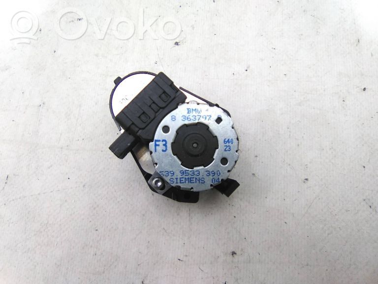 Gaisa vārsta motoriņš   8363797