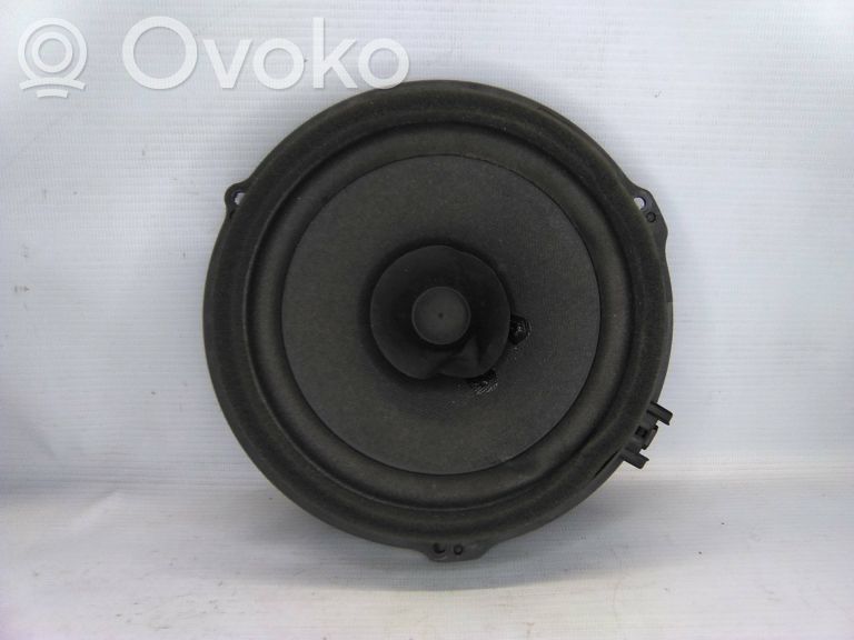 Altavoz del panel   8A6T18808CC