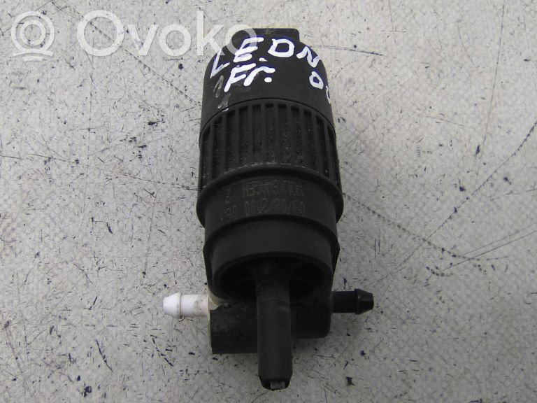 Windscreen/windshield washer pump   1J6955651