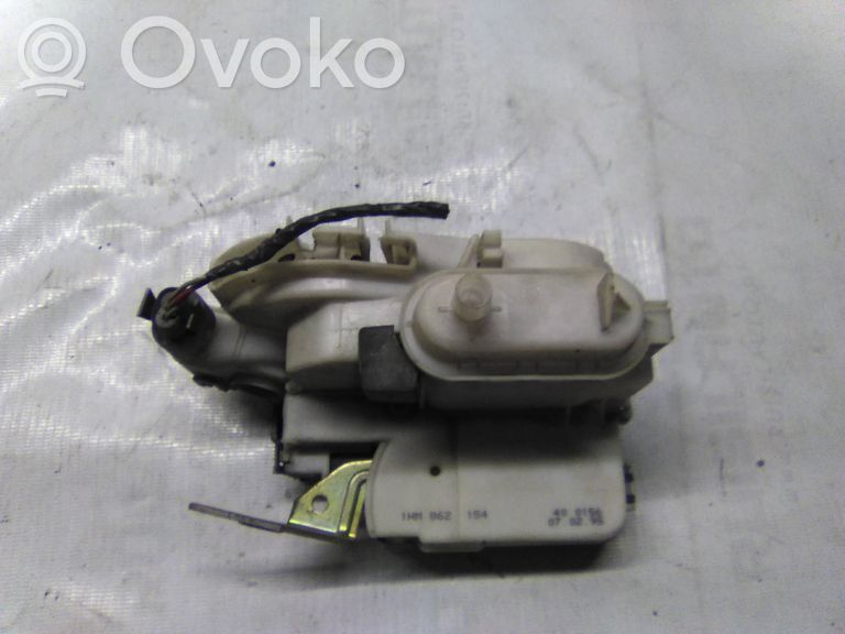 Volkswagen Polo III 6N 6N2 6NF Zamek drzwi przednich 