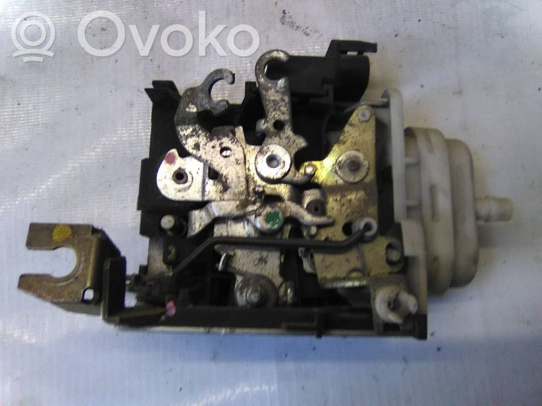 Etuoven lukko   8D1837016F