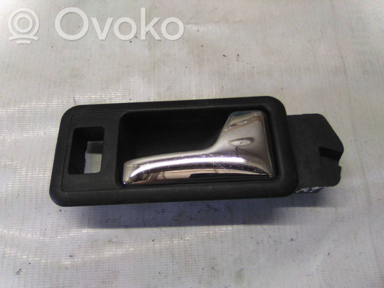 Manecilla interna puerta trasera   893837020A