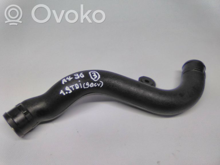 Audi A4 S4 B5 8D Furtun/conductă intercooler 