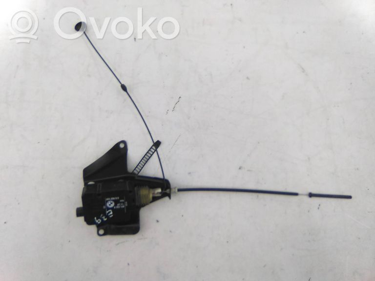 BMW 5 E39 Motorino del tappo del serbatoio del carburante 