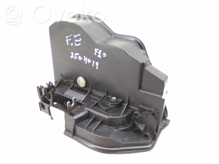 BMW 5 F10 F11 Serratura portiera anteriore 