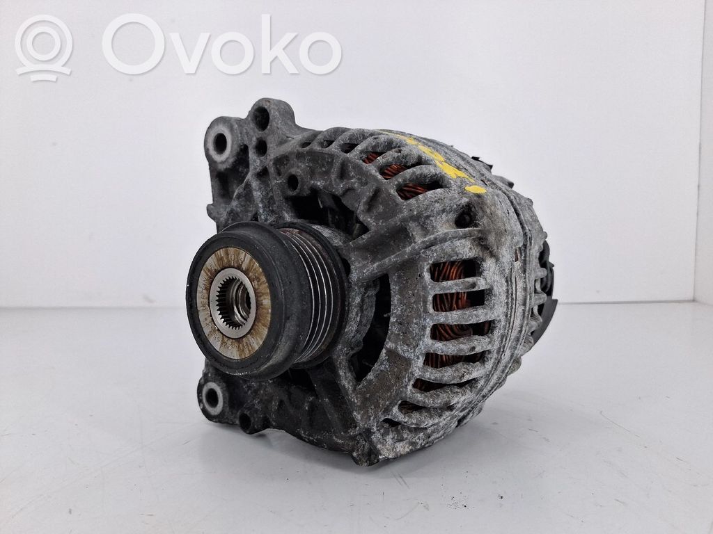 Volkswagen PASSAT B5.5 Generatore/alternatore 