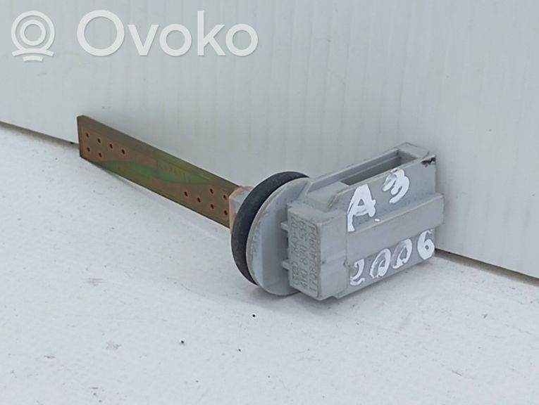 Ulkoilman lämpötila-anturi   4B0820539