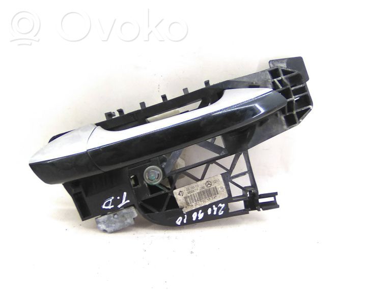 Takaoven ulkokahva   A2217601634