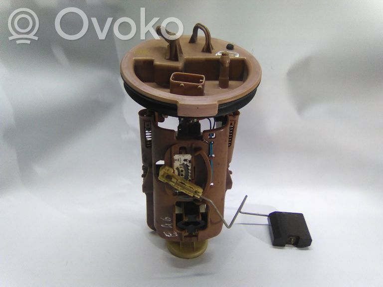 Polttoainesäiliön pumppu   6750582