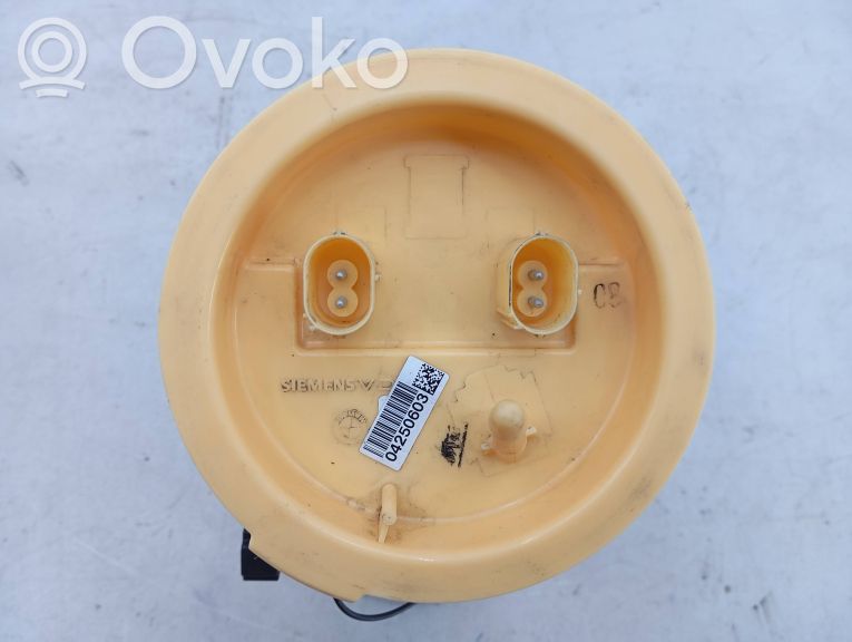 Polttoainesäiliön pumppu   6763886