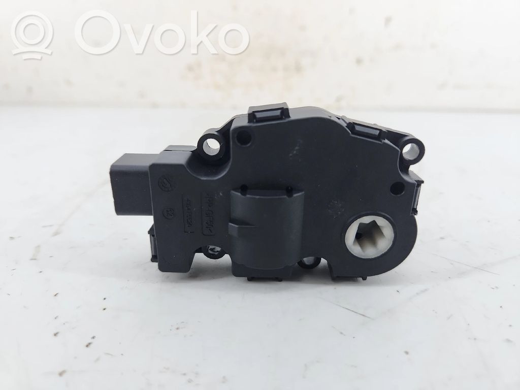 BMW 1 E82 E88 Motor/actuator clapetă aer