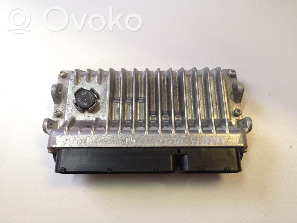 Toyota Yaris Engine control unit/module 