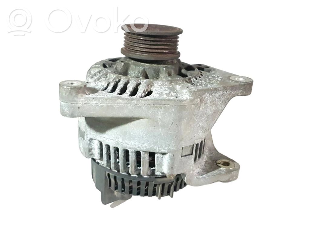 Audi A4 S4 B5 8D Ģenerators 
