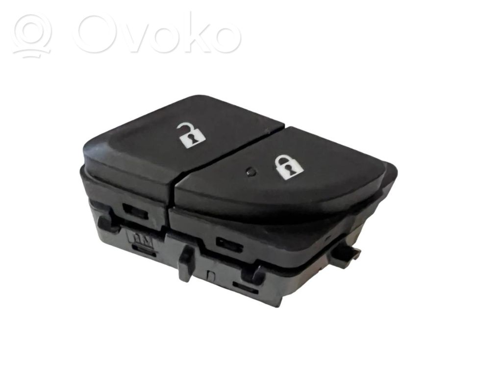 Opel Insignia B Central locking switch button 