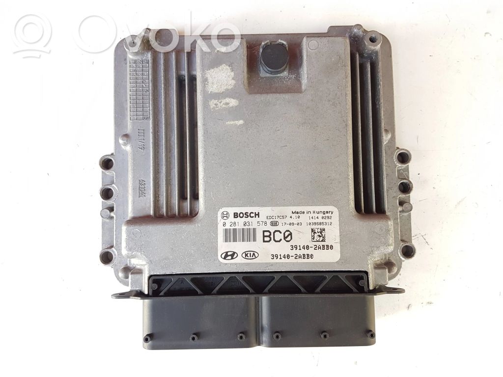 Hyundai Tucson TL Engine control unit/module 