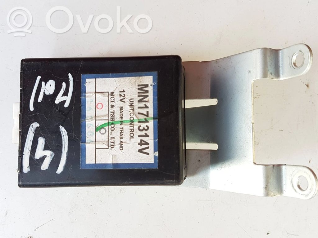 Mitsubishi L200 Other control units/modules 